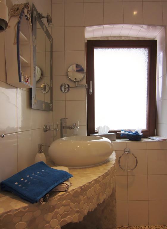 Cleo'S Hotel Kallstadt Oda fotoğraf