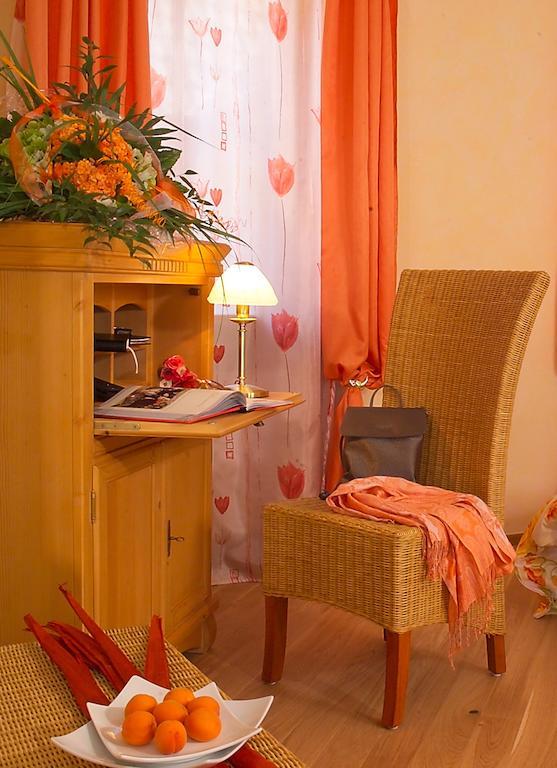 Cleo'S Hotel Kallstadt Dış mekan fotoğraf